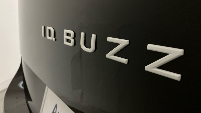 Volkswagen ID. Buzz 210kW Style Pro 86kWh 5dr LWB Auto [7 Seat] Electric Estate